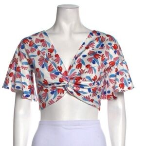 AMUR Kelsey Floral Twist-Front Crop Top (101)